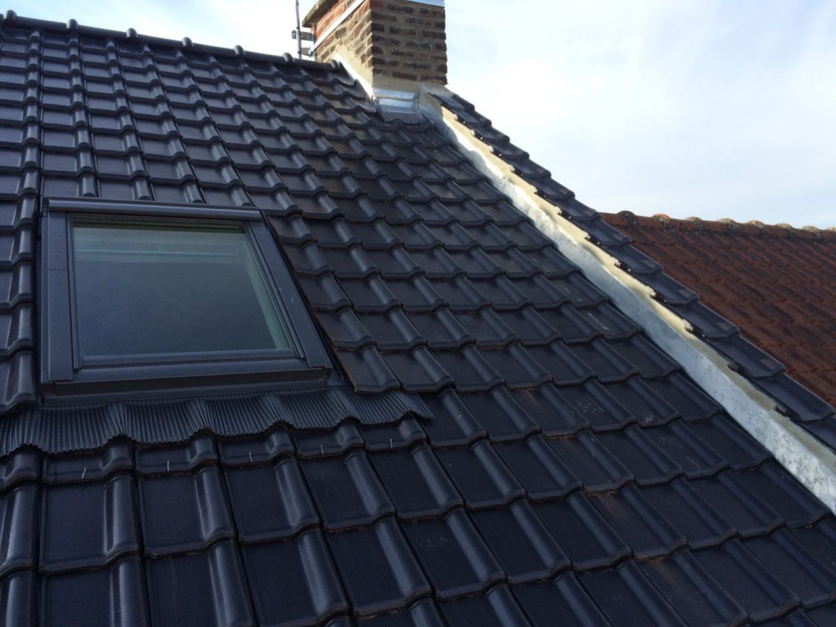 Toiture tuile Postel 20 Anthracite - Pérenchies